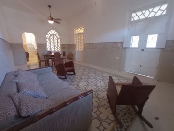 CASA EN VENTA EN GARCIA GINERES