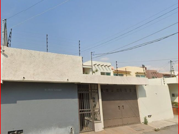 VENTA CASA RINCONADA DE LAS ROSAS CENTRO DE JIUTEPEC EN MORELOS