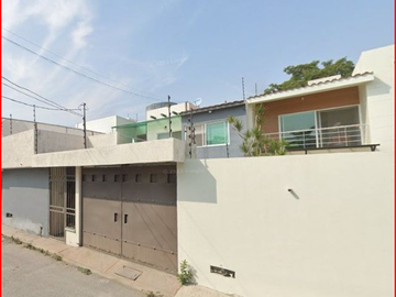 VENTA CASA RINCONADA DE LAS ROSAS CENTRO DE JIUTEPEC EN MORELOS