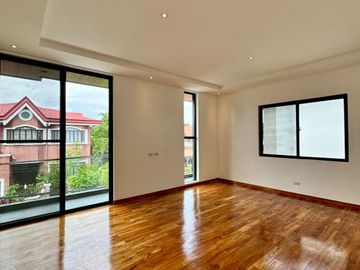 Brand New 5 Bedroom House and Lot with Garden in BF Homes Paranaque City For Sale