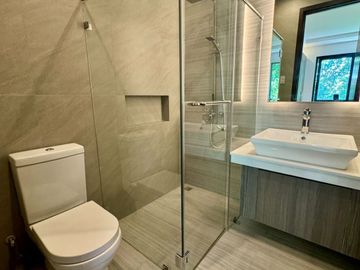 Brand New 5 Bedroom House and Lot with Garden in BF Homes Paranaque City For Sale