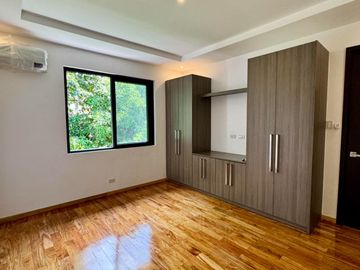 Brand New 5 Bedroom House and Lot with Garden in BF Homes Paranaque City For Sale