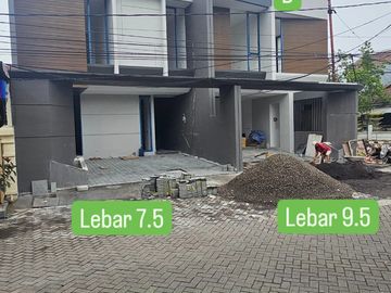 !FREE PAJAK! Rumah Premium Baru Gress Lokasi Kutisari Indah Surabaya