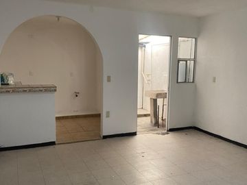 VENDO CASA VILLAS DEL REAL TECAMAC, EDO.MEX.