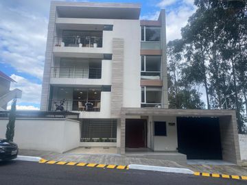 vendo Departamento Urbanización El Condado Quito