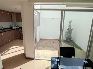 ✅VENDO CASA LISTA 3 PISOS - San Antonio de Pichincha.