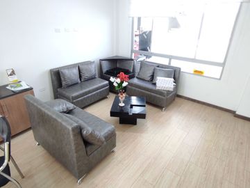 ✅VENDO CASA LISTA 3 PISOS - San Antonio de Pichincha.