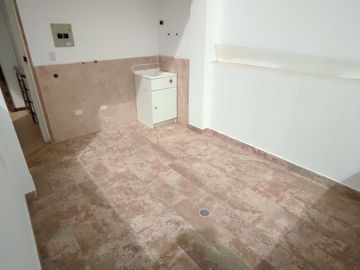 ✅VENDO CASA LISTA 3 PISOS - San Antonio de Pichincha.