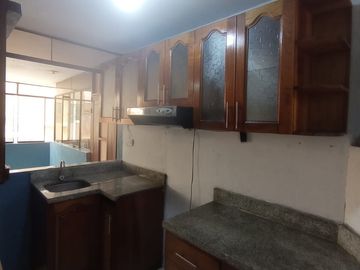 Se Vende Ocasión Casa de 3 pisos + Azotea, en la Urb. Las Brisas de Huachipa