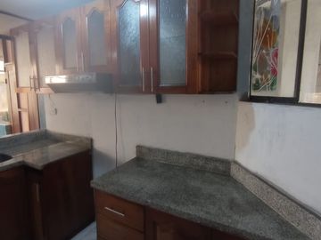 Se Vende Ocasión Casa de 3 pisos + Azotea, en la Urb. Las Brisas de Huachipa