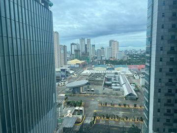 1 Bedroom Unit for Sale | The St. Francis Shangri-La Place, EDSA, Mandaluyong
