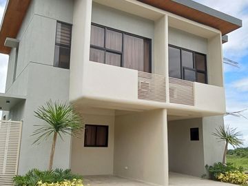 Pre-Selling Townhouse Alert: Stylish, Secure, and Smartly Priced at ₱3.85M! 3-Bedroom w/2T&B & 2-Car Garage EASTONPARK Binangonan, Rizal