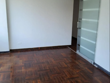 Alquilo Amplias y Cómodas Oficinas Todo un Piso en Av Pardo, Miraflores