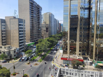 Alquilo Amplias y Cómodas Oficinas Todo un Piso en Av Pardo, Miraflores
