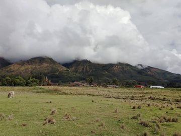VENDO HERMOSO TERRENO EN EL MAGNIFICO DISTRITO DE ZURITE