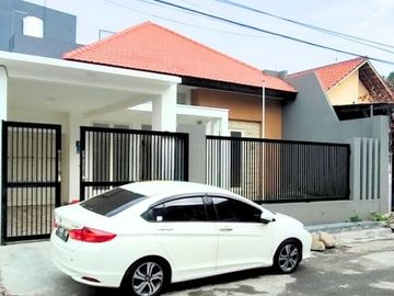 Dijual Rumah Ngagel Jaya Tengah Surabaya dekat Bratang Manyar Strategis