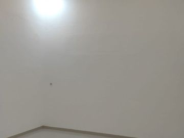 Dijual Rumah Ngagel Jaya Tengah Surabaya dekat Bratang Manyar Strategis