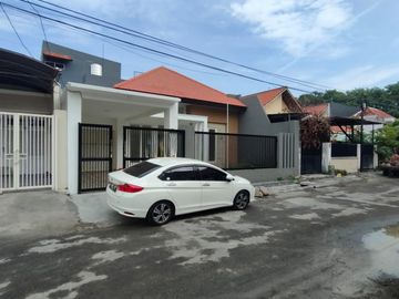 Dijual Rumah Ngagel Jaya Tengah Surabaya dekat Bratang Manyar Strategis