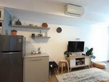 For Rent Apartment The Aspen Peak Residence Full Furnished South Jakarta