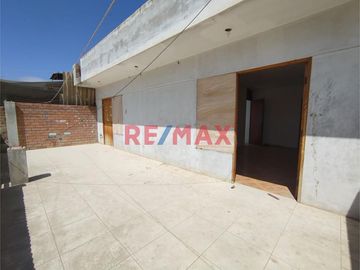 Venta De Casa Dos Pisos En Mancora // ID: 1122879