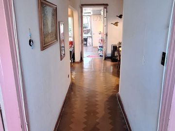 Venta Casa en Sector Residencial – Pedro León Ugalde, Santiago