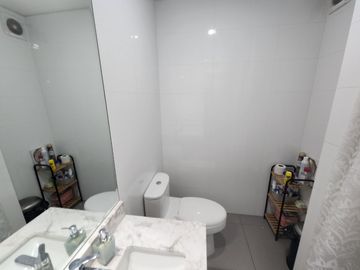 Vendo Hermoso Duplex en La Mejor Zona de Lince Limite con San Isidro