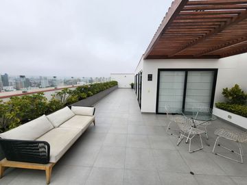 Vendo Hermoso Duplex en La Mejor Zona de Lince Limite con San Isidro