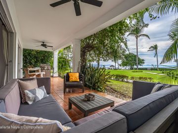 CASA EN VENTA FRENTE AL MAR CRUZ DE HUANACAXTLE Punta Pelicanos