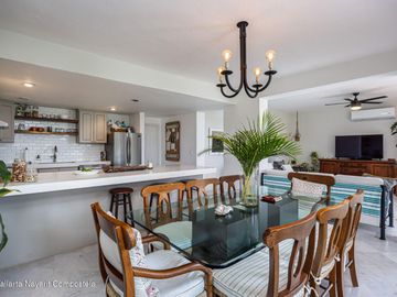 CASA EN VENTA FRENTE AL MAR CRUZ DE HUANACAXTLE Punta Pelicanos
