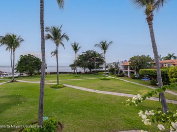 CASA EN VENTA FRENTE AL MAR CRUZ DE HUANACAXTLE Punta Pelicanos