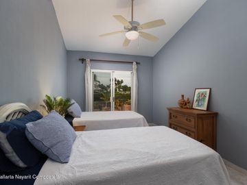 CASA EN VENTA FRENTE AL MAR CRUZ DE HUANACAXTLE Punta Pelicanos