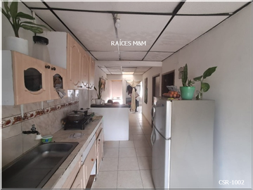 VENDO CASA DE 140 MTS2, DE 7 HABITACIONES, 5 PRIMER PISO Y 2 EN SEGUNDO PISO, CERCA AL CENTRO DE PEREIRA.