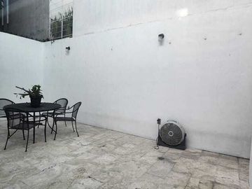 CASA EN VENTA EN FRACCIONAMIENTO RAICES, CIUDAD DEL CARMEN, CAMPECHE.