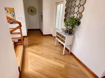 Casa de venta 3 dormitorios - Miravalle  Cumbayá Quito
