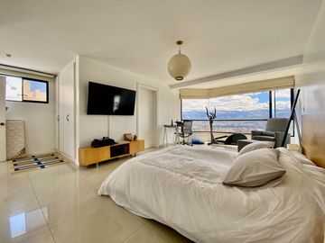 Casa de venta 3 dormitorios - Miravalle  Cumbayá Quito
