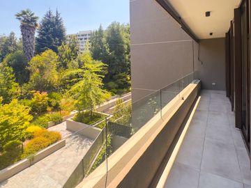 Espectacular Departamento, iluminado en tranquilo sector residencial