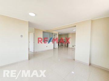 Venta De Departamento Frente A Parque En Zona Exclusiva De Vipol De Naranjal - San Martin De Porres