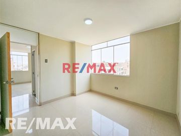 Venta De Departamento Frente A Parque En Zona Exclusiva De Vipol De Naranjal - San Martin De Porres