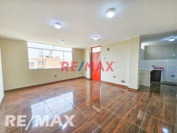 Venta De Departamento Frente A Parque En Zona Exclusiva De Vipol De Naranjal - San Martin De Porres