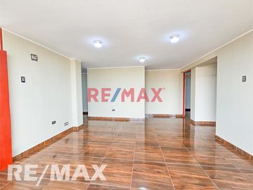 Venta De Departamento Frente A Parque En Zona Exclusiva De Vipol De Naranjal - San Martin De Porres