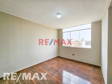 Venta De Departamento Frente A Parque En Zona Exclusiva De Vipol De Naranjal - San Martin De Porres