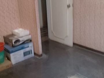 Venta de casa de tres pisos