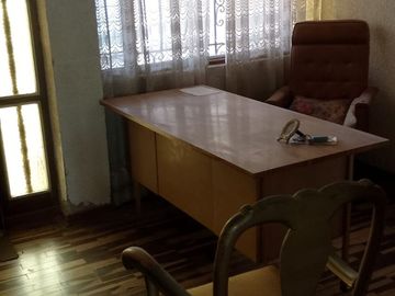 Venta de casa de tres pisos