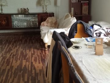 Venta de casa de tres pisos