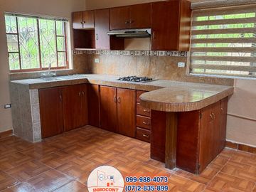HERMOSA PROPIEDAD PARA VACACIONES O TURISMO DE VENTA, Sector Zumbahuayco C1443