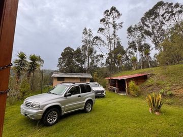HERMOSA PROPIEDAD PARA VACACIONES O TURISMO DE VENTA, Sector Zumbahuayco C1443