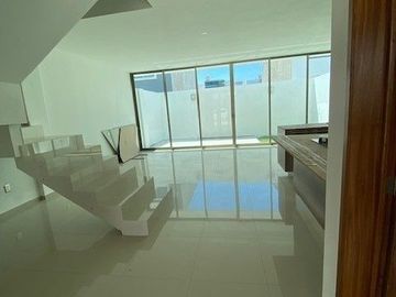 Casa Nueva en Venta en Coto Valle Imperial Zapopan Jalisco