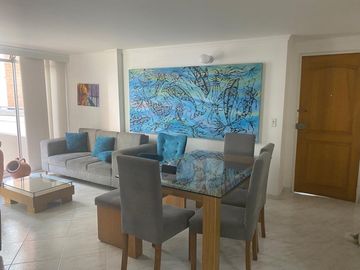 Apartamento en venta en Laureles