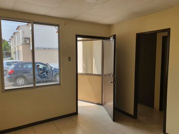 Via Salitre , Vendo villa de una planta en Urb. La Gran Vittoria