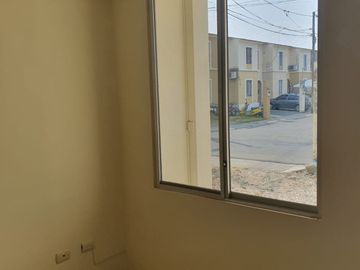 Via Salitre , Vendo villa de una planta en Urb. La Gran Vittoria